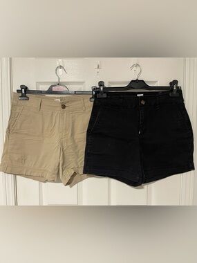 GAP Women's Shorts Set in Black and Khaki 5 inches inseam